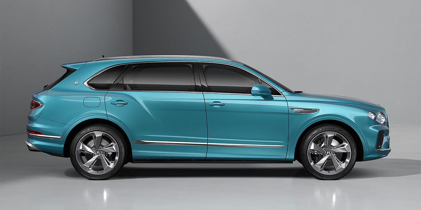 Bentley Mannheim Bentley Bentayga EWB SUV in Light Windsor Blue paint and 22" Five Spoke Directional Polished wheels - profile