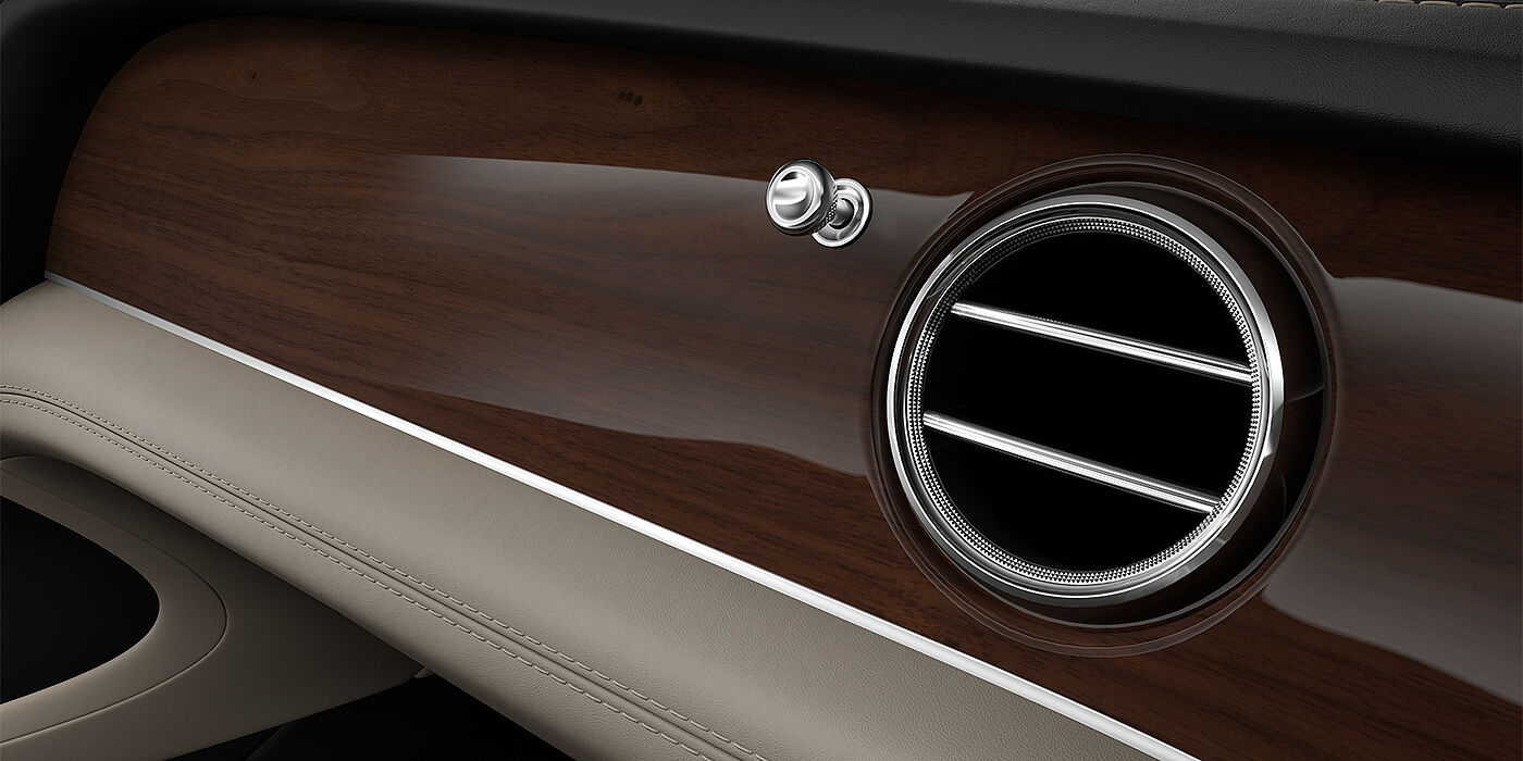 Bentley Mannheim Bentley Bentayga SUV veneer detail in Crown Cut Walnut 