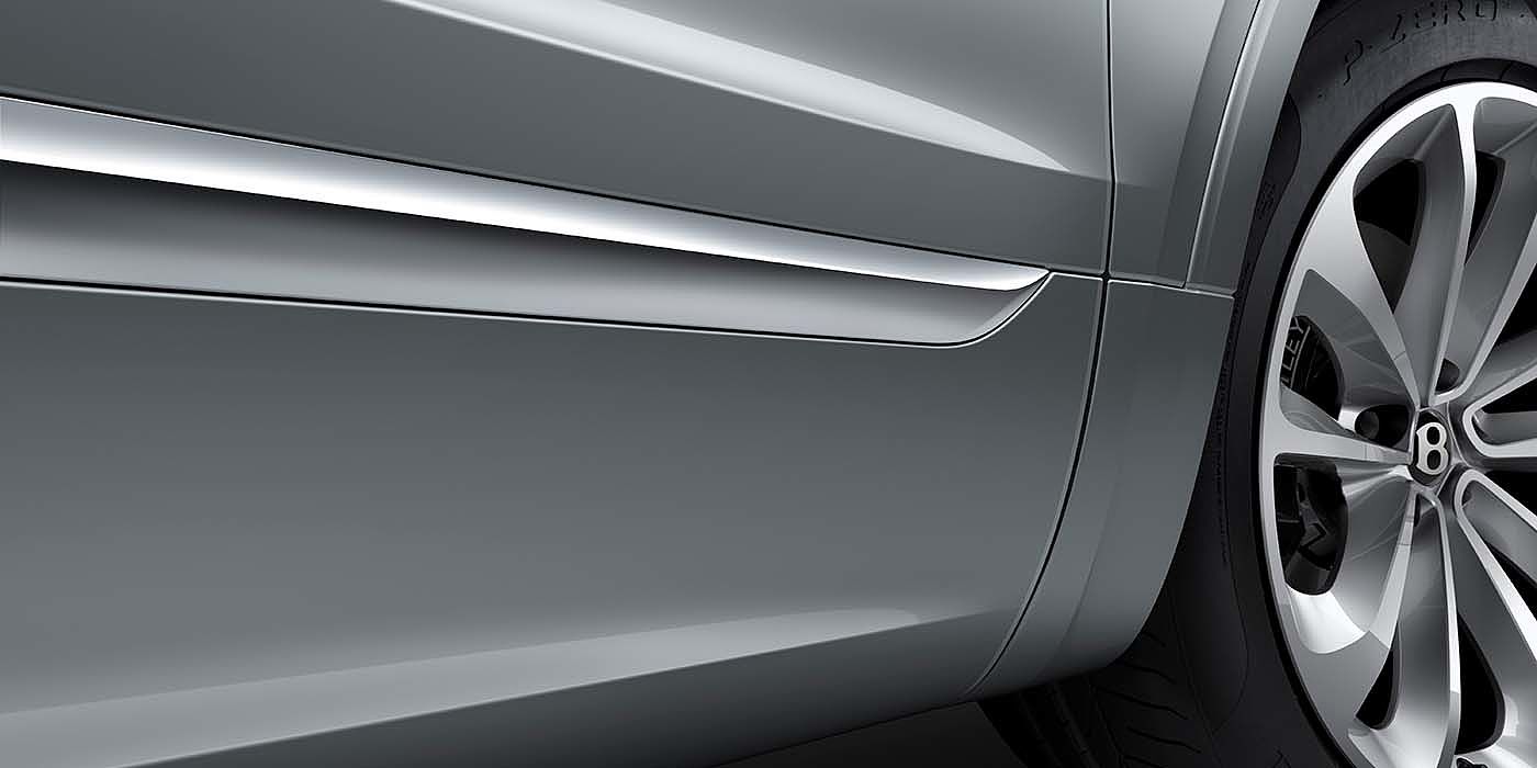 Bach Premium Cars GmbH | Bentley Mannheim Bentley Bentayga EWB SUV exterior and wheel close up in Moonbeam paint