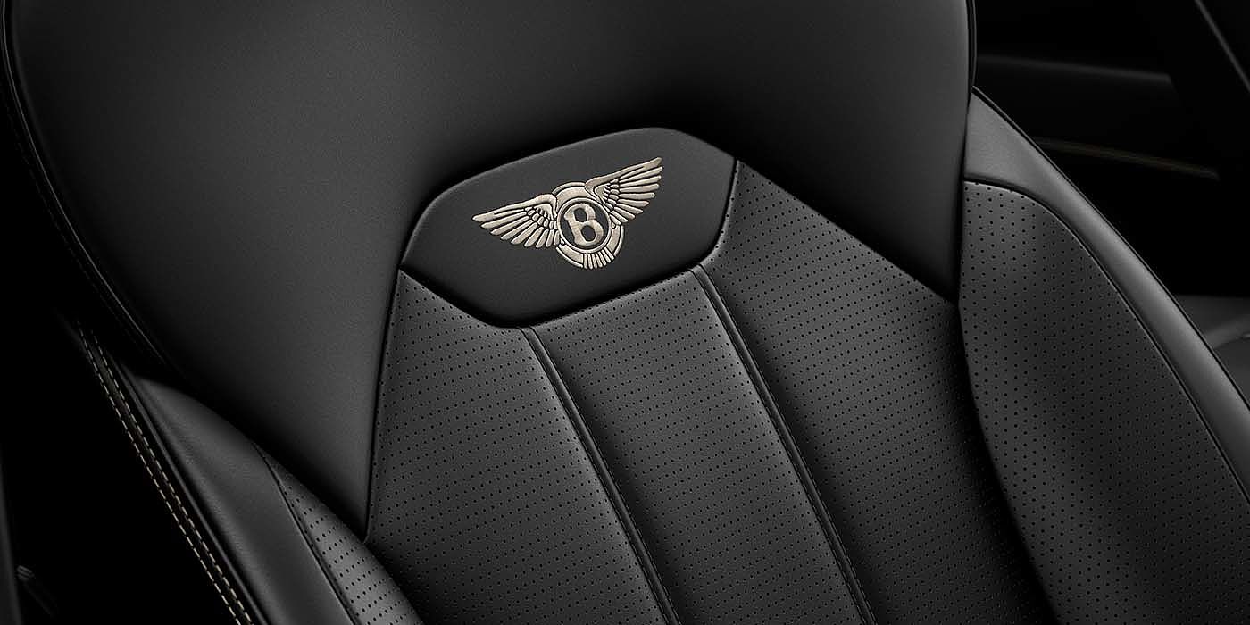 Bach Premium Cars GmbH | Bentley Mannheim Bentley Bentayga EWB SUV Beluga black leather seat detail