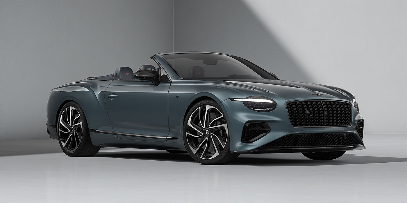 Bach Premium Cars GmbH | Bentley Mannheim Bentley Continental GTC S Cabrio in Thunder Blue Lackierung, vorne 3/4