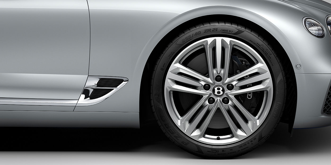 Bach Premium Cars GmbH | Bentley Mannheim Bentley Continental GTC convertible in Moonbeam paint side profile close up