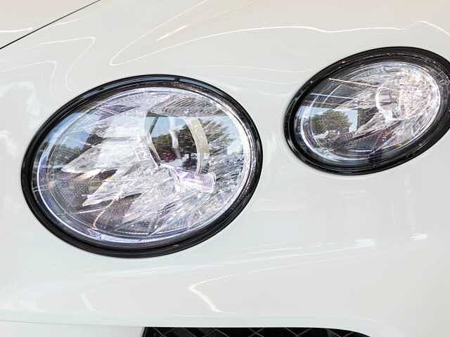 32:Bentley Bentayga V8, SUV, Glacier White, Bach Premium Cars GmbH | Bentley Mannheim