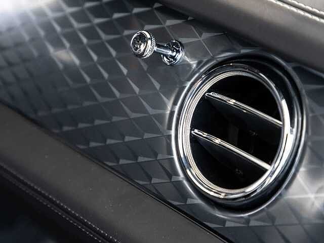 25:Bentley Bentayga V8, SUV, Moonbeam, Bach Premium Cars GmbH | Bentley Mannheim