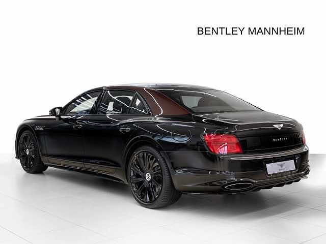 2:Bentley Flying Spur Mulliner V8 Hybrid, Limousine, Cricket Ball over Black Crystal, Bach Premium Cars GmbH | Bentley Mannheim