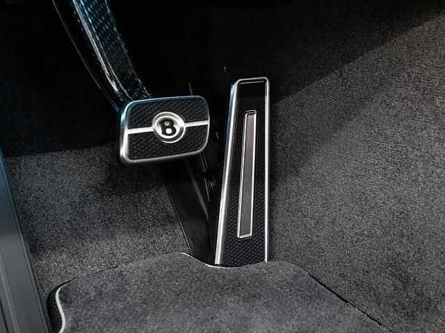 17:Bentley Flying Spur Mulliner V8 Hybrid, Limousine, Cricket Ball over Black Crystal, Bach Premium Cars GmbH | Bentley Mannheim