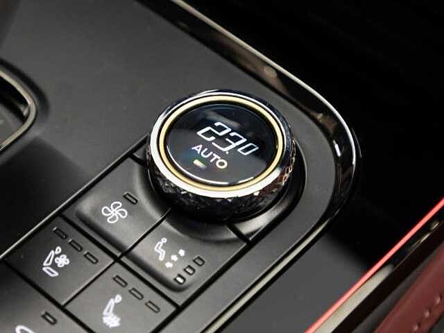 24:Bentley Flying Spur Speed First Edition V8 Hybrid, Limousine, Cricketball, Bach Premium Cars GmbH | Bentley Mannheim