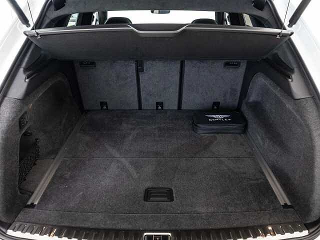 21:Bentley Bentayga V8, SUV, Glacier White, Bach Premium Cars GmbH | Bentley Mannheim