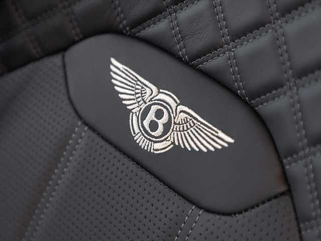 26:Bentley Bentayga V8, SUV, Moonbeam, Bach Premium Cars GmbH | Bentley Mannheim