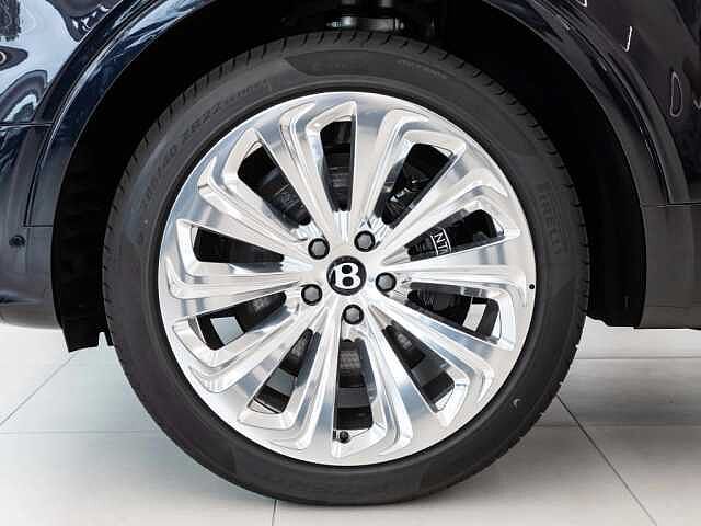5:Bentley Bentayga EWB Azure V8, SUV, Dark Sapphire, Bach Premium Cars GmbH | Bentley Mannheim