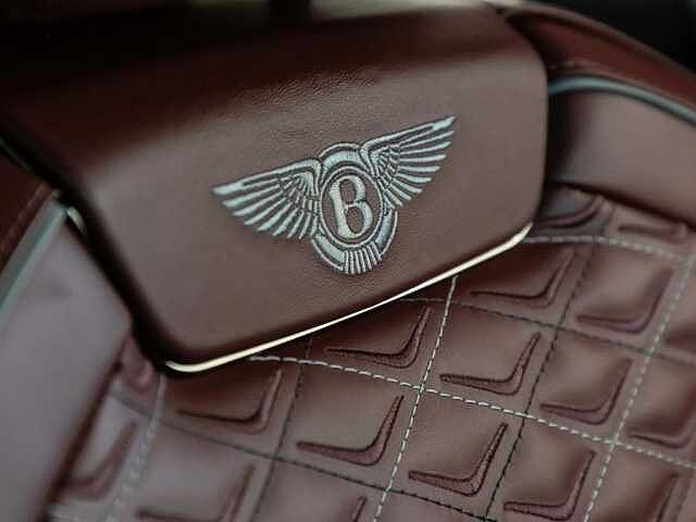 19:Bentley Flying Spur Mulliner V8 Hybrid, Limousine, Cricket Ball over Black Crystal, Bach Premium Cars GmbH | Bentley Mannheim