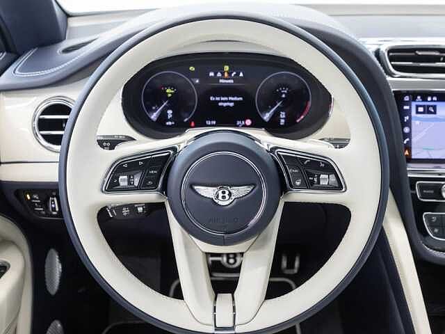 9:Bentley Bentayga EWB Azure V8, SUV, Dark Sapphire, Bach Premium Cars GmbH | Bentley Mannheim