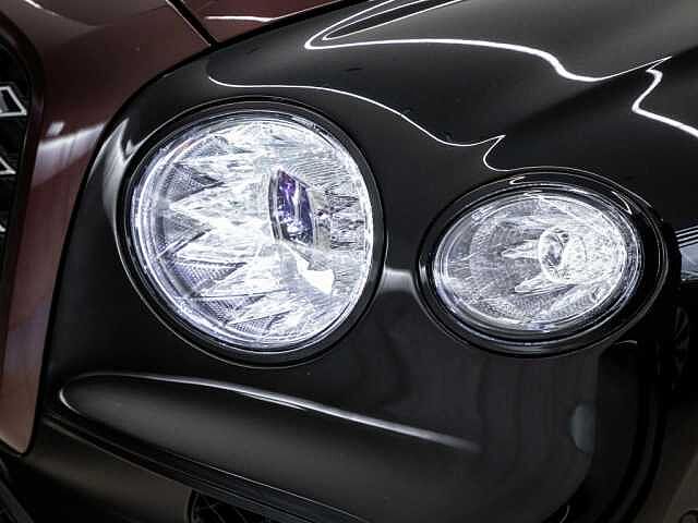 26:Bentley Flying Spur Mulliner V8 Hybrid, Limousine, Cricket Ball over Black Crystal, Bach Premium Cars GmbH | Bentley Mannheim
