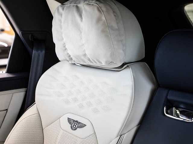 29:Bentley Bentayga EWB Azure V8, SUV, Dark Sapphire, Bach Premium Cars GmbH | Bentley Mannheim