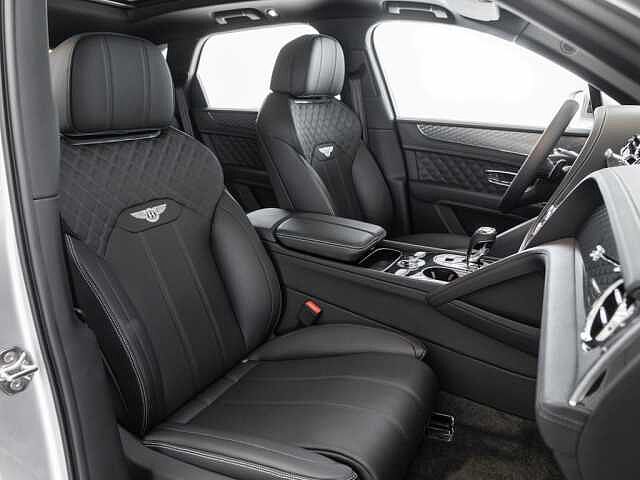 1:Bentley Bentayga V8, SUV, Moonbeam, Bach Premium Cars GmbH | Bentley Mannheim
