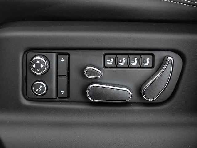 18:Bentley Bentayga V8, SUV, Moonbeam, Bach Premium Cars GmbH | Bentley Mannheim