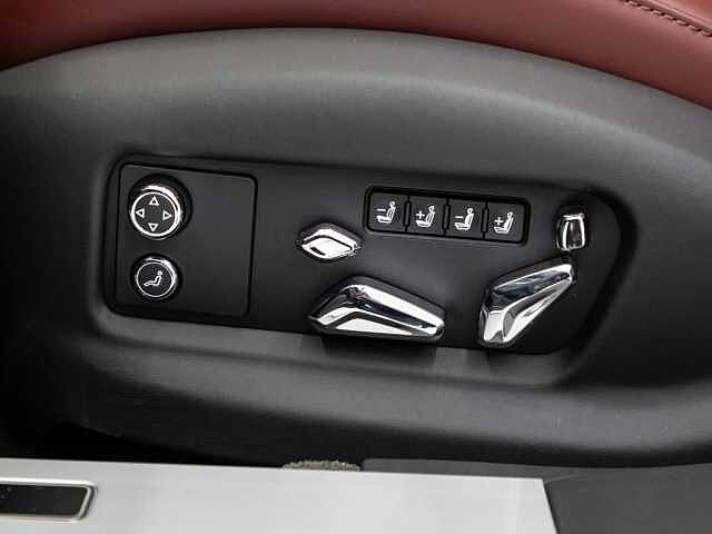 16:Bentley Flying Spur Mulliner V8 Hybrid, Limousine, Cricket Ball over Black Crystal, Bach Premium Cars GmbH | Bentley Mannheim